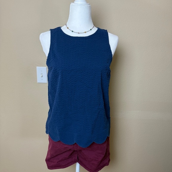 Vineyard Vines Seersucker Scallops Shell Women's Blouse Size 4 - Picture 1 of 9